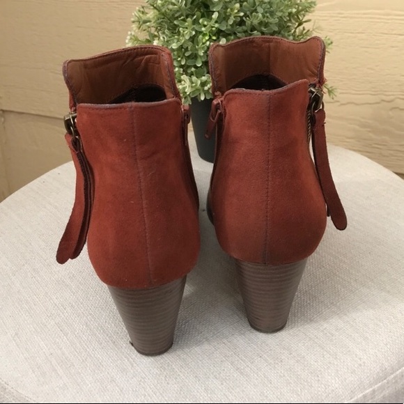 Booties - Picture 5 of 7